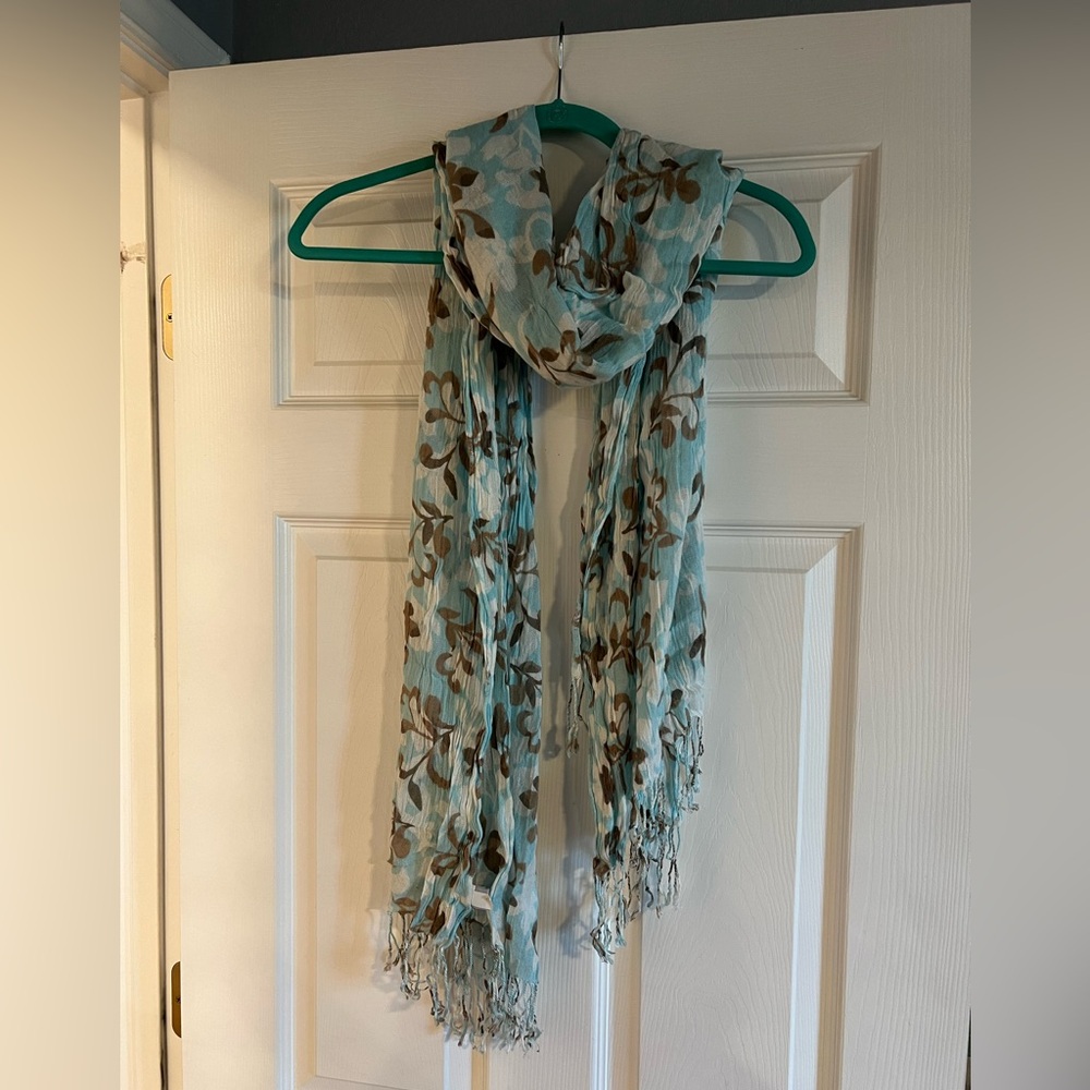 Old Navy Floral Printed Scarf.